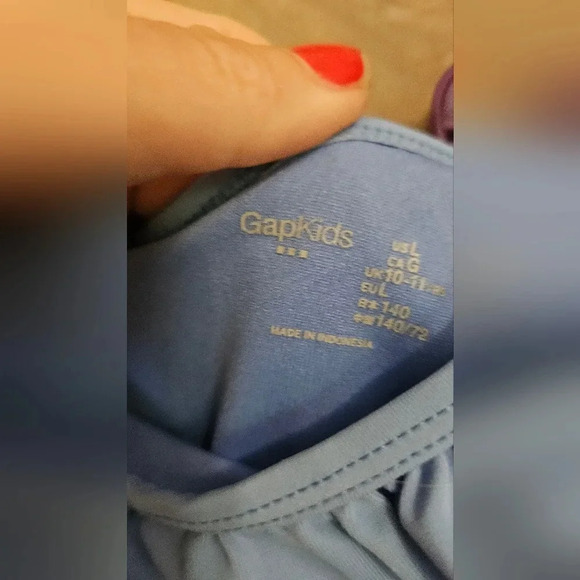 GAP Kids Kids Asymmetric One-Piece Swimsuit in Blue. Size L(10=12) - Picture 3 of 5